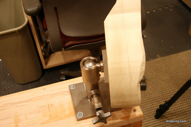 Hydraulic decoy work holder in use